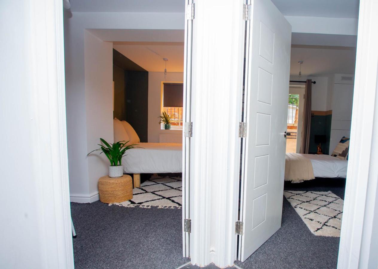 Nest Easy - Derngate Basement Lejlighed Northampton Eksteriør billede